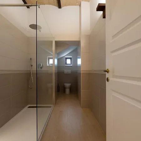 Tatil Evi Casa Ridente Nella Valle Del Menotre 2 *