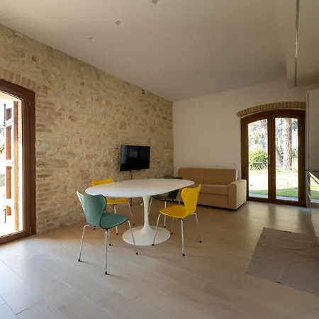 Casa Ridente Nella Valle Del Menotre 2 Tatil Evi
