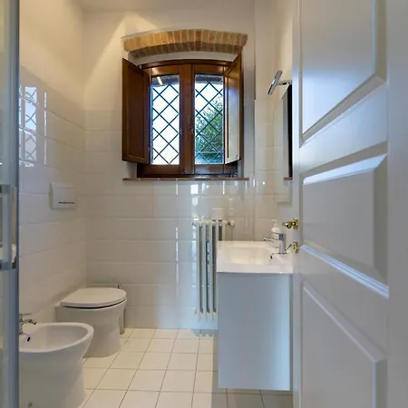 Casa Ridente Nella Valle Del Menotre 2 Tatil Evi Pale